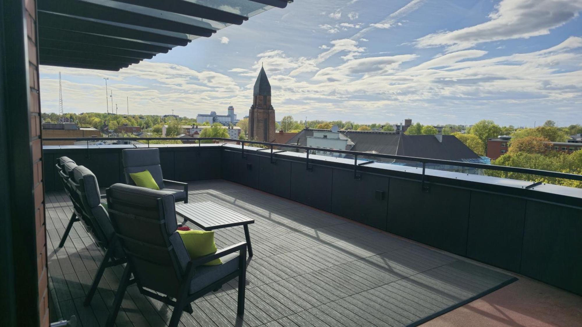 Artisa Riia Str 22 Luxury Penthouse Korter